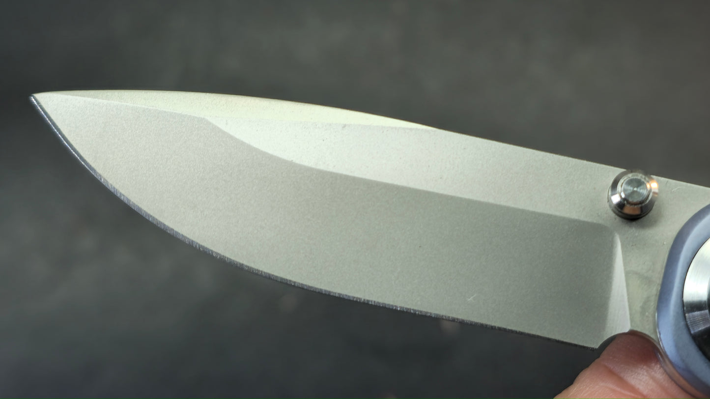 DREAMTECH Button liner lock system Titanium Handle VG10 Blade