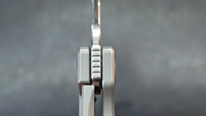 Maxace Black Mirror Carbon Fiber and Titanium Handle M390 Blade
