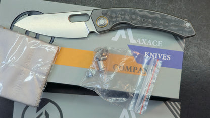 Maxace Black Mirror Carbon Fiber and Titanium Handle M390 Blade