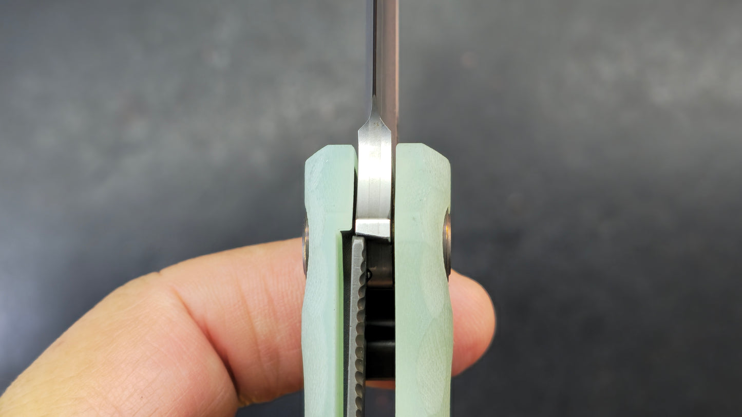 North Mountain Kickstop Chop Black / Jade / Snake G10 Handle SLD-Magic Tanto