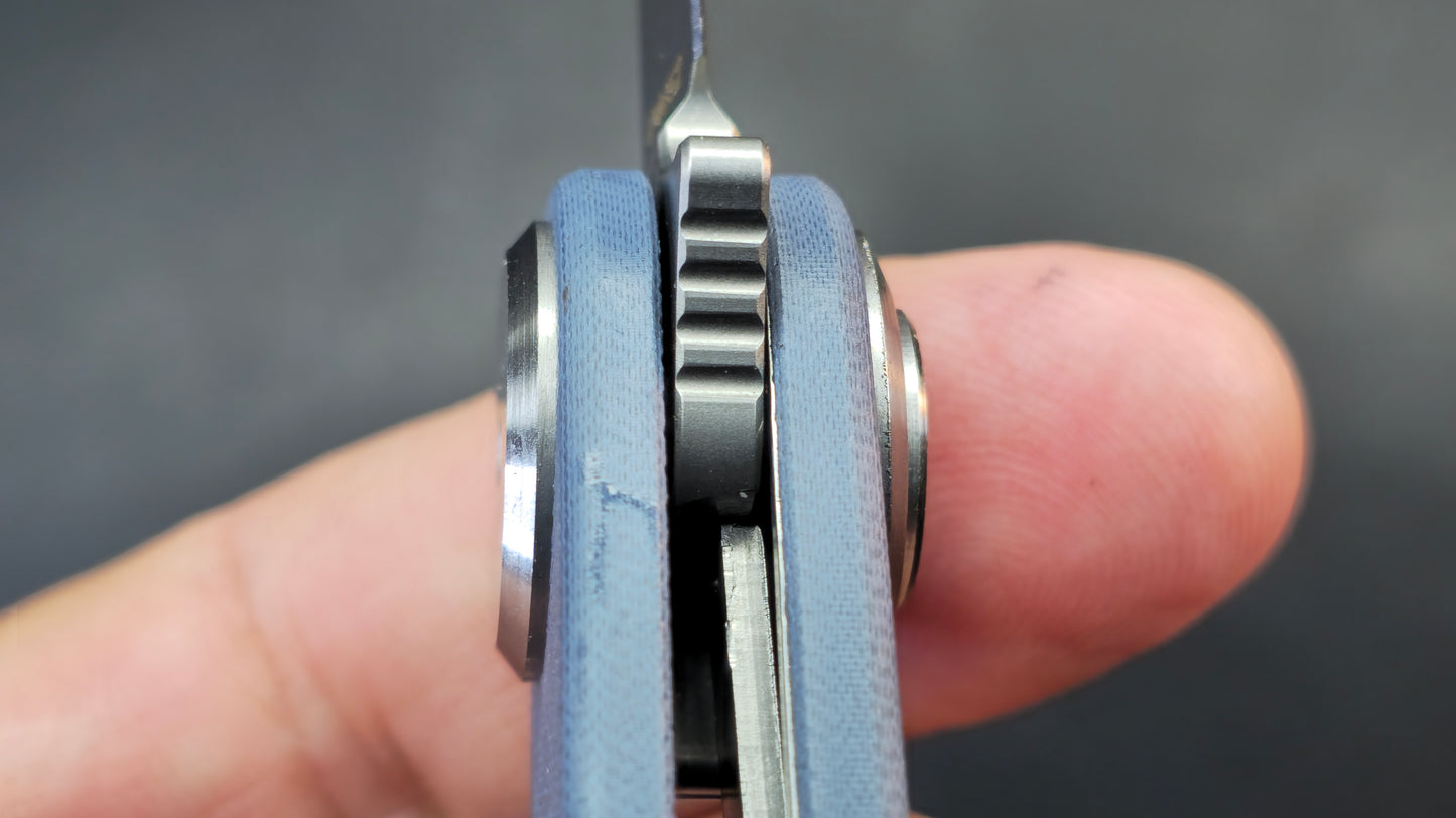 DREAMTECH Knives D4052 G10 Handle 14C28N Blade