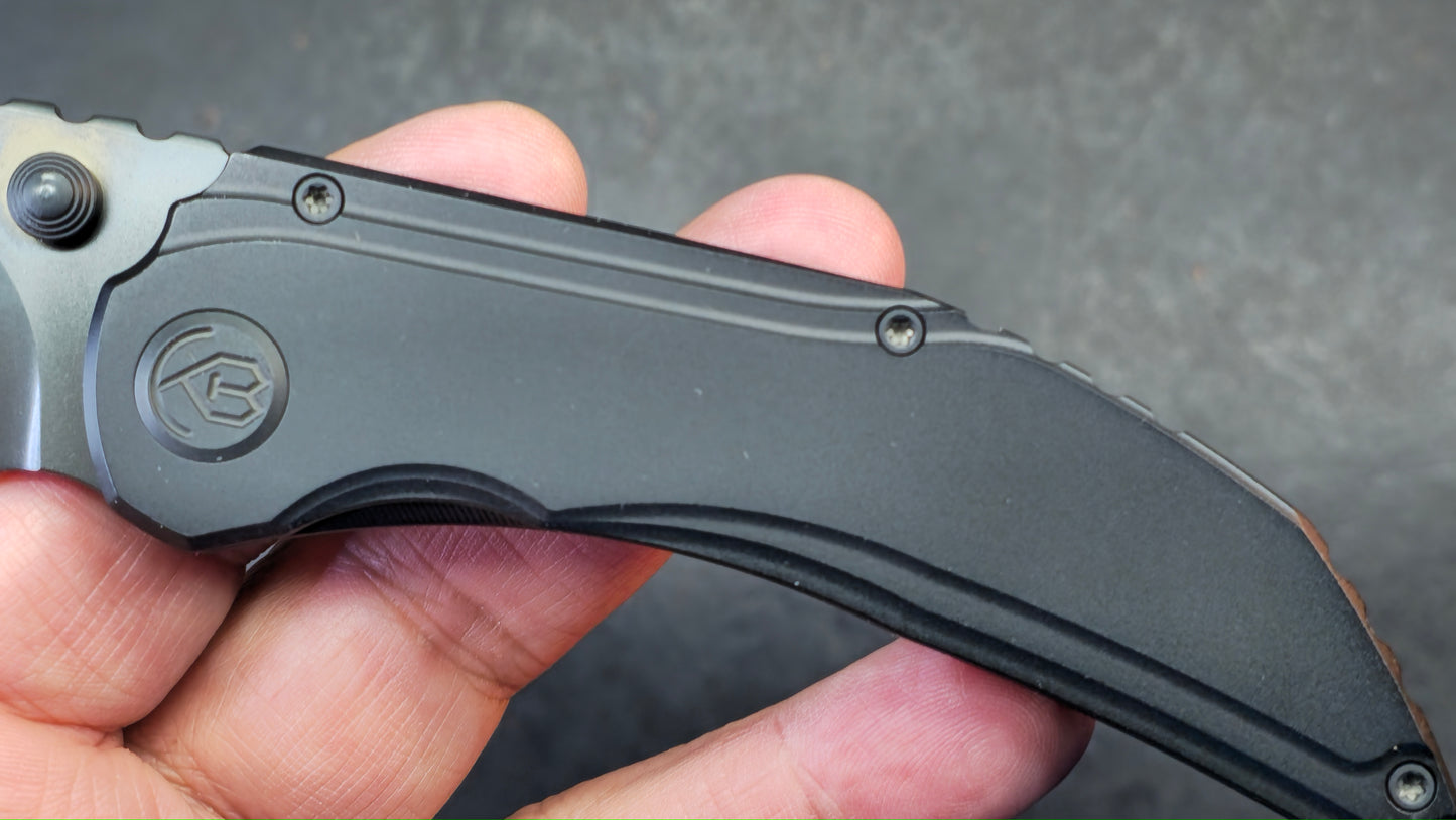 Kubey Snorri Framelock Black PVD Titanium Handle Black DLC M390 Blade