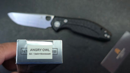 Bestechman Angry Owl Button liner lock Black/Purple G10 Handle D2