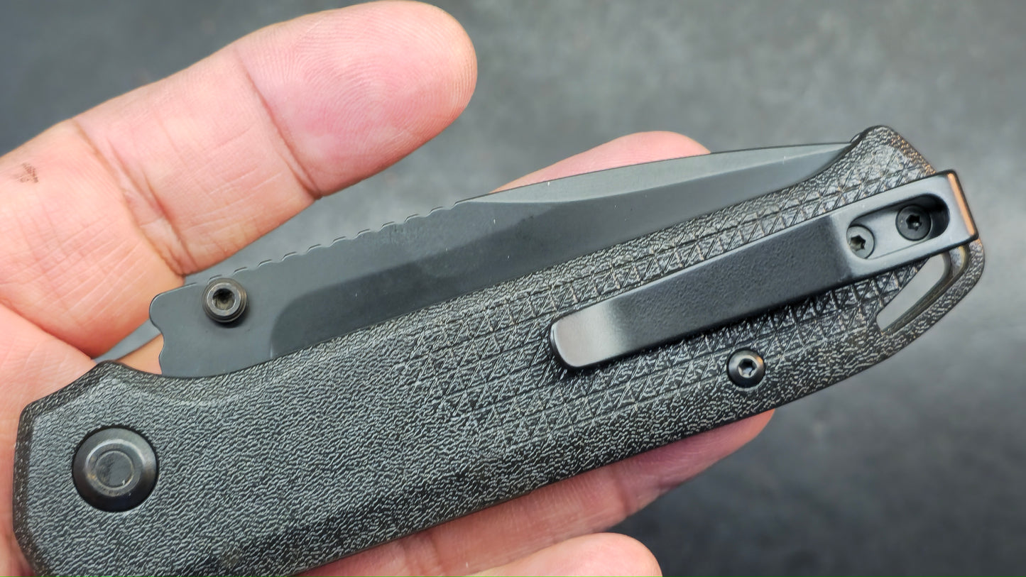 Flytanium Arcade Lite Shark Lock Smoke Black Poly Handle Black DLC AUS-10