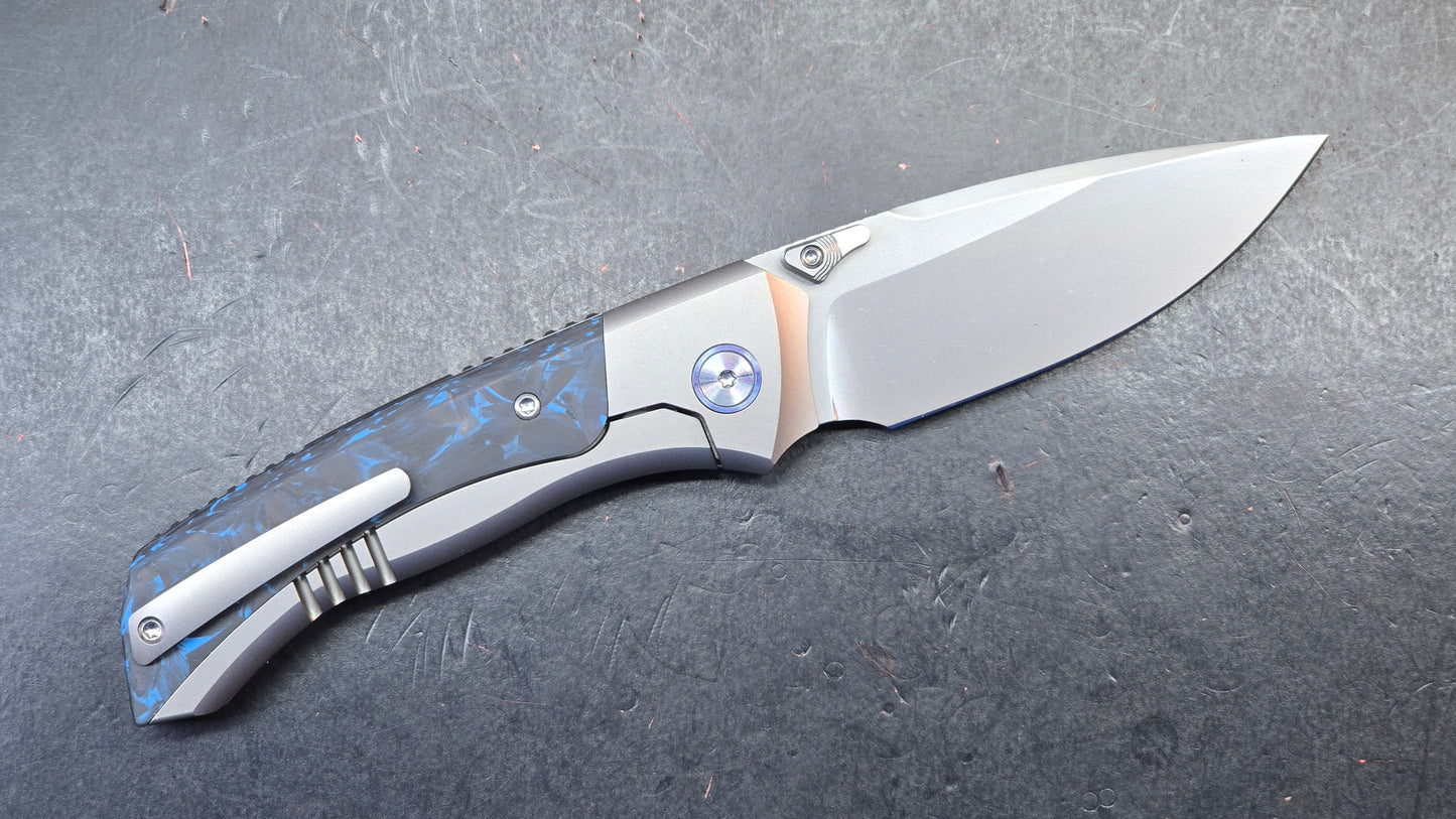 Remette RT-Steed Button FRAME LOCK Blue Carbon Fiber & Titanium Handle M390