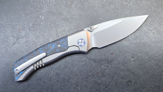 Remette RT-Steed Button FRAME LOCK Blue Carbon Fiber & Titanium Handle M390
