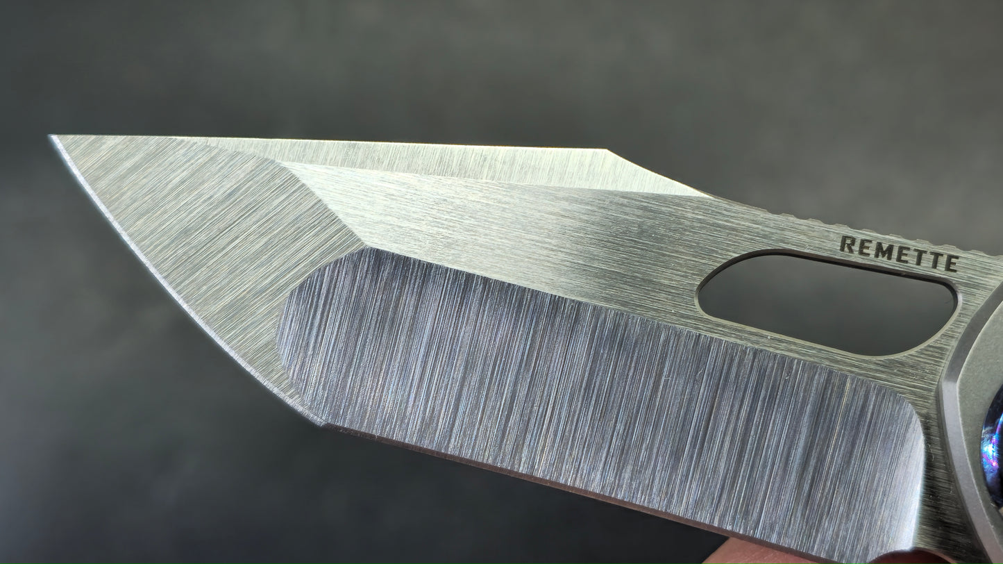 Remette Knives RT-Saker Falcon Button FRAME LOCK Titanium and Carbon Fiber Handle M390 Blade