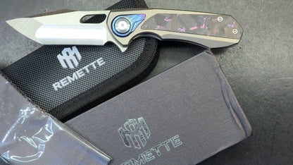 Remette Knives RT-Saker Falcon Button FRAME LOCK Titanium and Carbon Fiber Handle M390 Blade