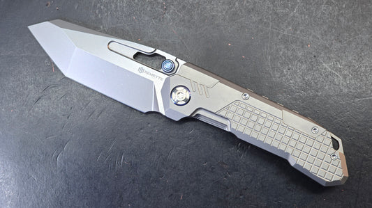 Remette RT-Cool Leopard Gray Titanium Handle M390 Blade