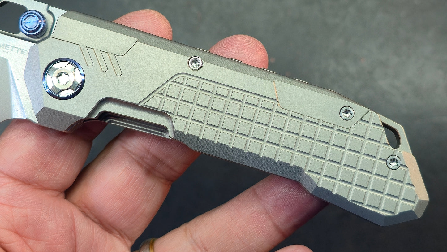 Remette RT-Cool Leopard Gray Titanium Handle M390 Blade