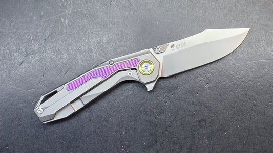 Sixleaf SL-98 Purple Titanium / CF Handle M390 Blade