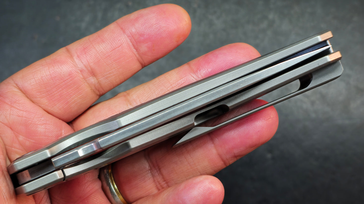 Sixleaf SL-31 Titanium/CF Handle RWL34+PMC27 Blade (SALE price in cart)