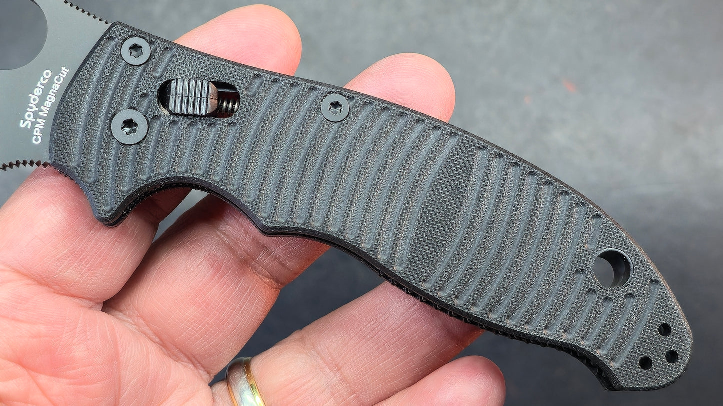 Spyderco Manix 2 SALT Bk G-10 Bk Magnacut