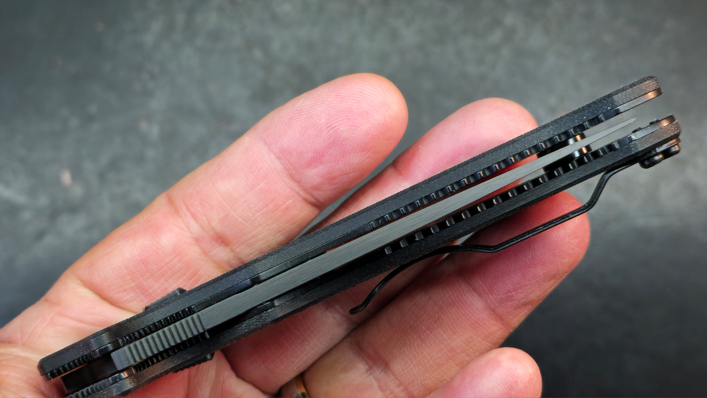 Spyderco Manix 2 SALT Bk G-10 Bk Magnacut