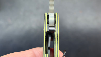 Spyderco Para 3 Salt Compression Lock Yellow/Black G10 Handle Satin MagnaCut Blade