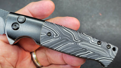 Kansept Shikari SBL Button Lock K2027B1 Stonewashed Titanium + Black White Gmascus CPM S35VN Black Stonewashed (DISCOUNT IN CART)