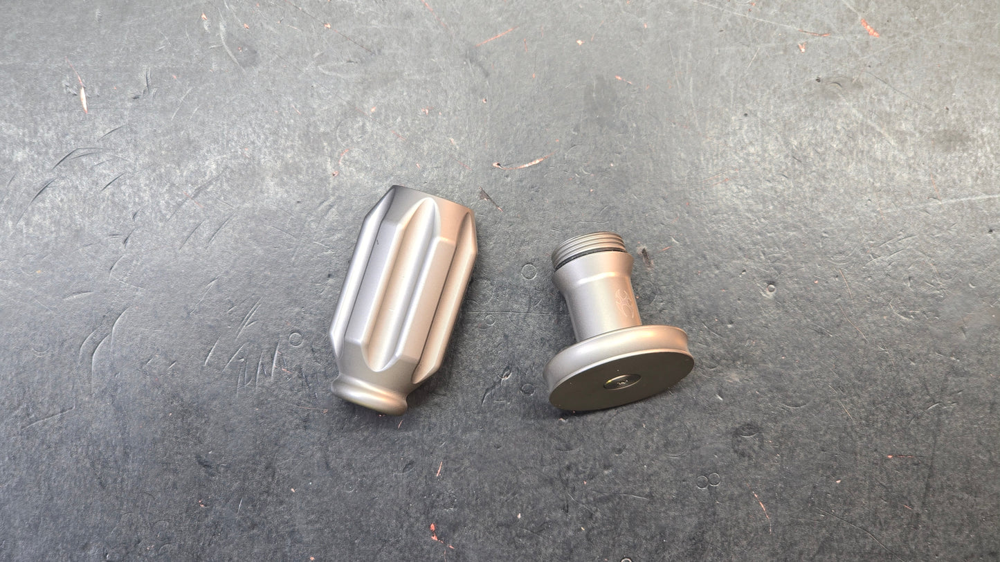 Kansept EDC Bit Driver Drive-R-Saurus G018P3 – Beadblasted Titanium Palm Multitool with Spinner Top