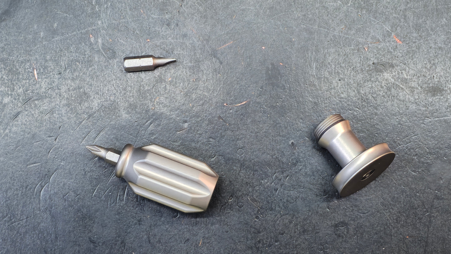 Kansept EDC Bit Driver Drive-R-Saurus G018P3 – Beadblasted Titanium Palm Multitool with Spinner Top