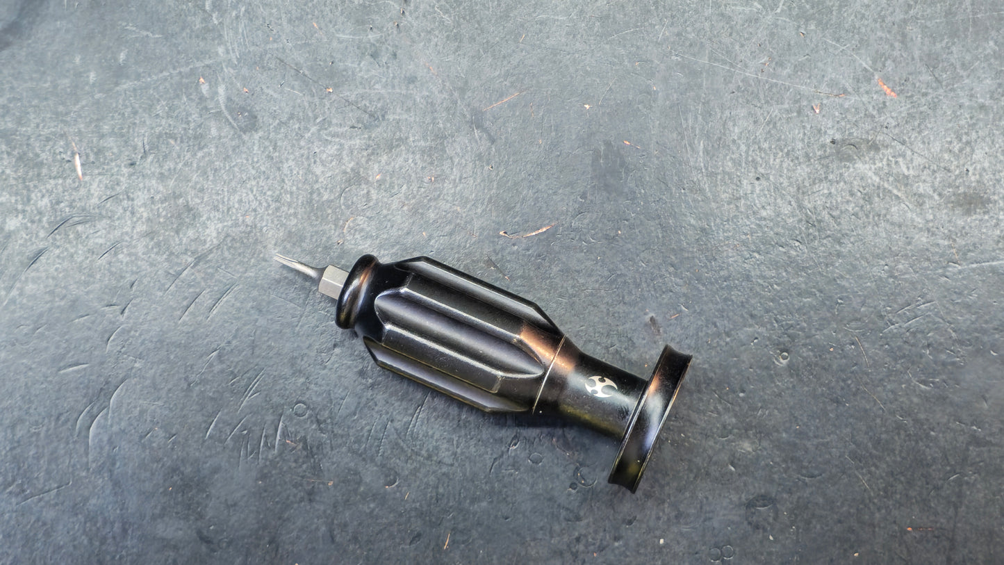 Kansept EDC Bit Driver Drive-R-Saurus G018P3 – Blackwash Titanium Palm Multitool with Spinner Top