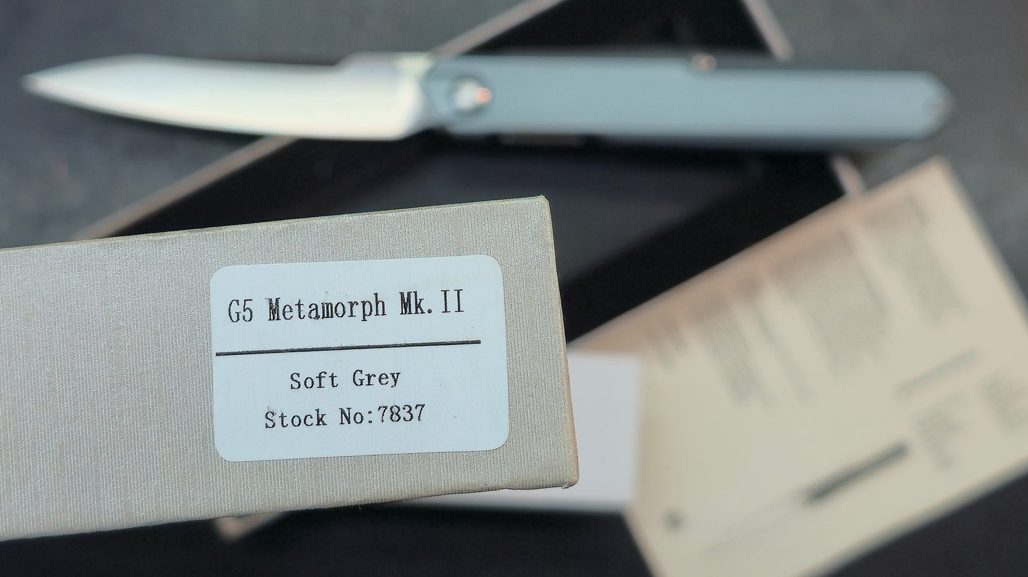 Real Steel G5 Metamorph Mk. II Green / Gray Textured Aluminum Handle 14C28N (NEW)