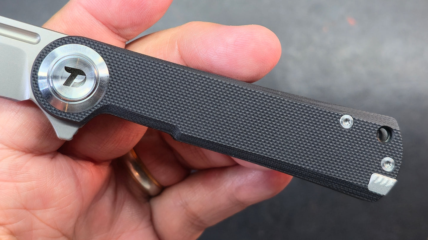 DREAMTECH D4134 Button liner lock G10 D2