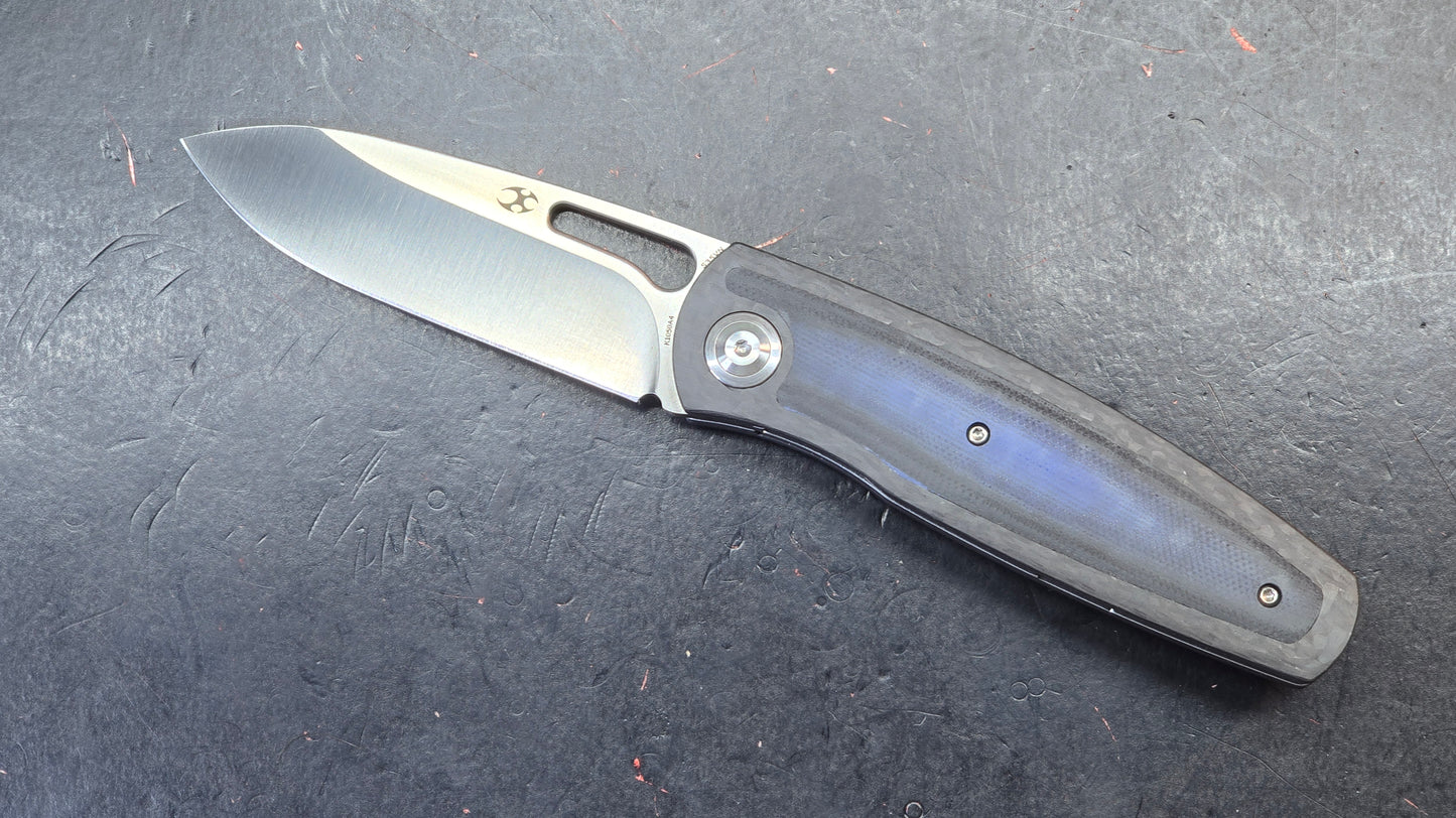 Kansept Mato Twill Carbon Fiber Blue/Black G10 Inlays 3.3" S35VN (DISCOUNT IN CART)