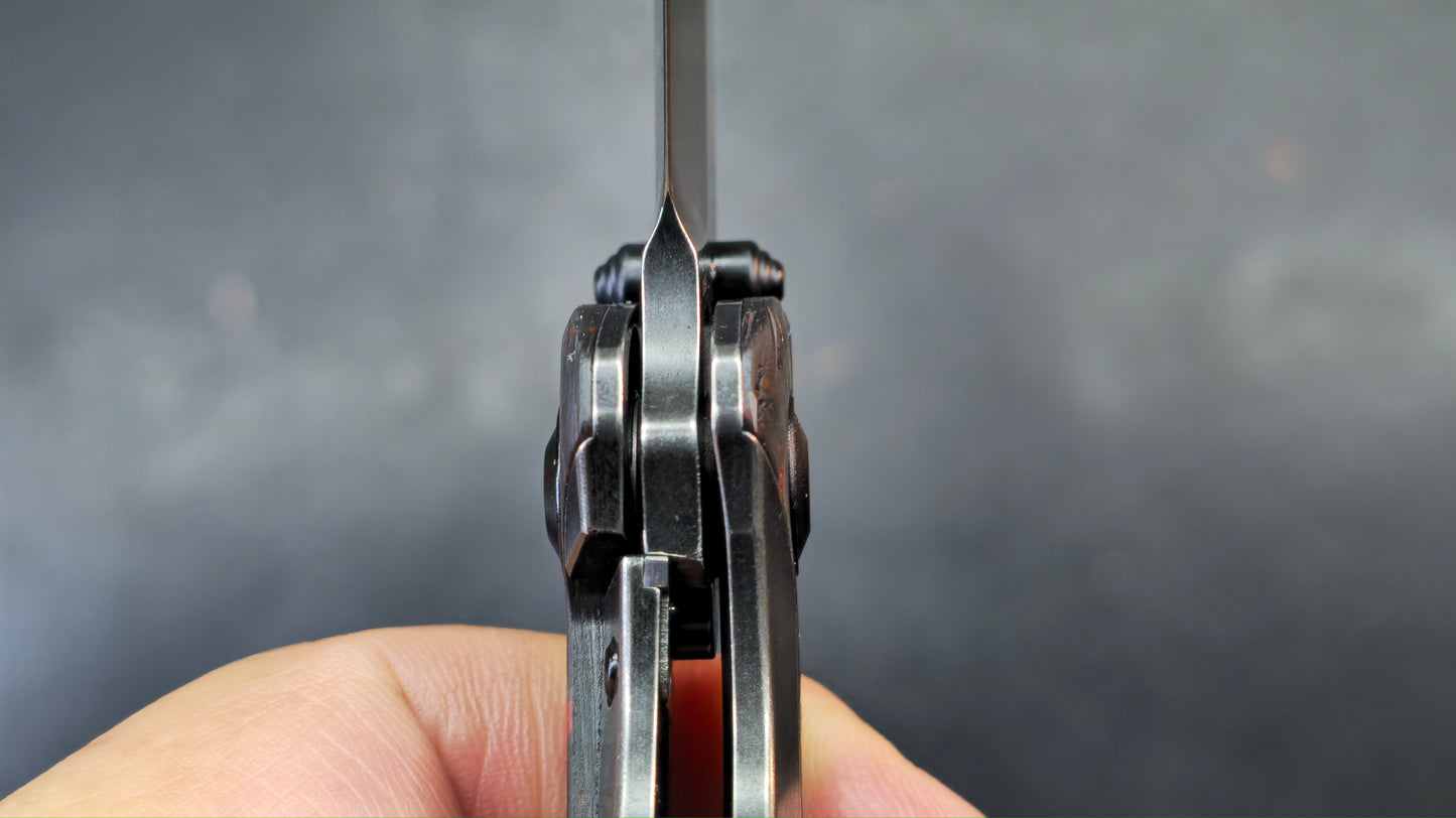 Kansept Weim Black/Red Titanium/Twill Carbon Fiber S35VN Sheepsfoot (DISCOUNT IN CART)