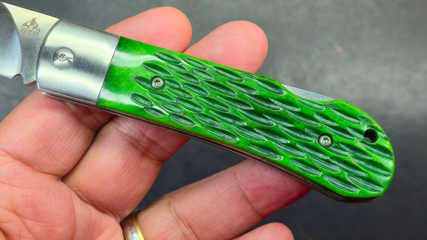 QSP Worker Green Jimped Bone - Blue CF/G10 Handle N690