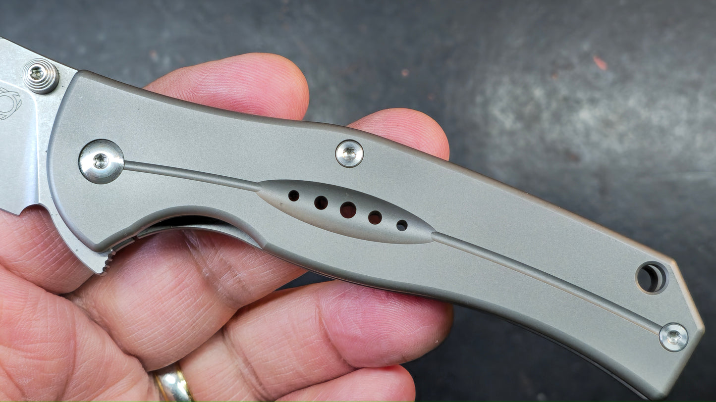 SixLeaf SL-17 Titanium D2