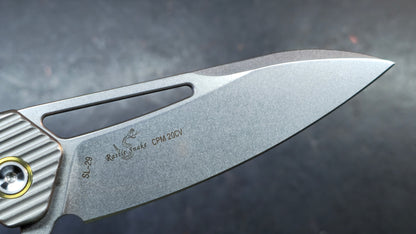 SixLeaf SL-29 Titanium CPM 20CV