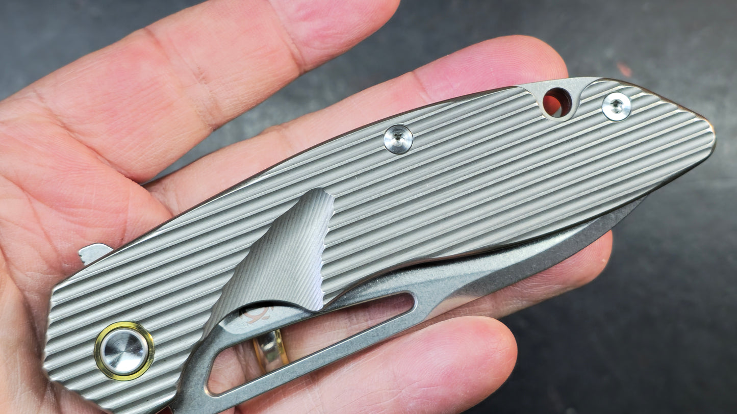 SixLeaf SL-29 Titanium CPM 20CV