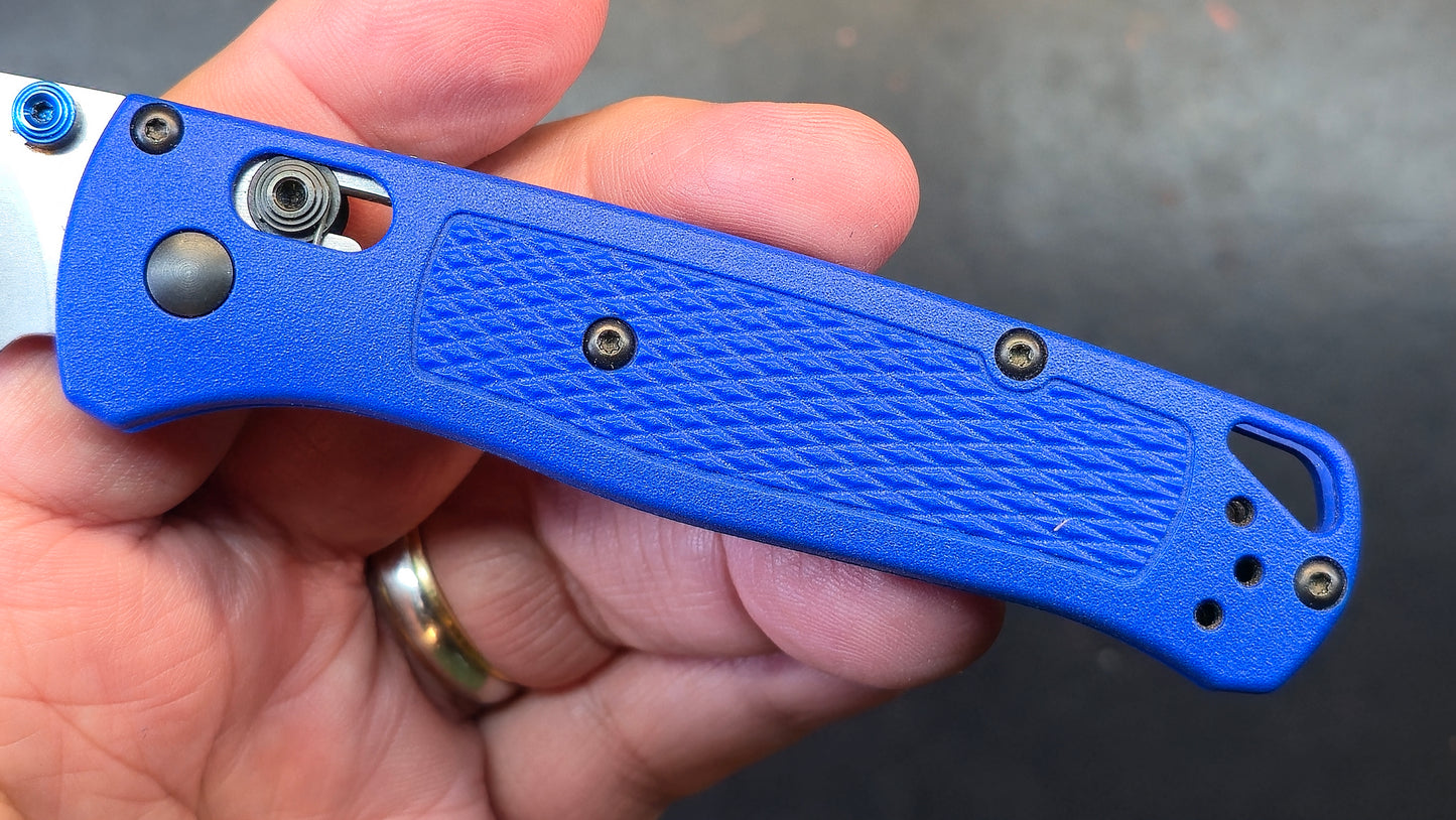Benchmade Bugout Knife Blue Handle Plain CPMS30V Blade (DISCOUNT IN CART)