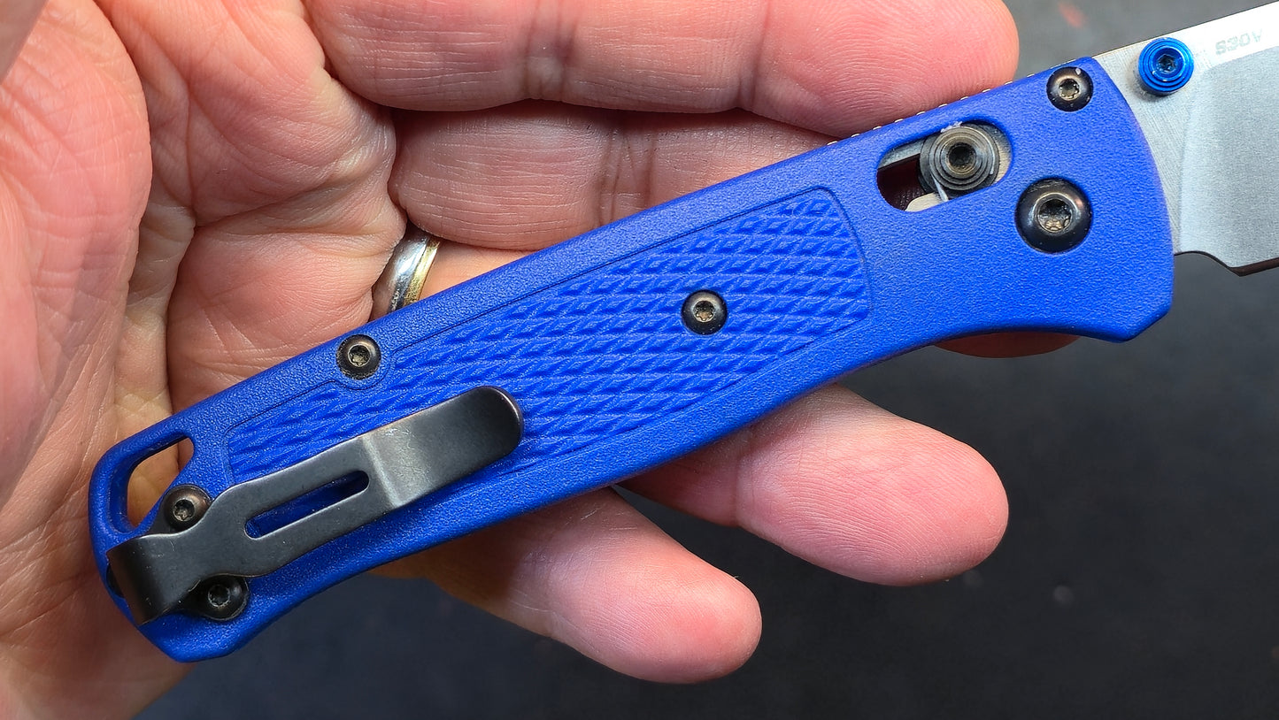Benchmade Bugout Knife Blue Handle Plain CPMS30V Blade (DISCOUNT IN CART)