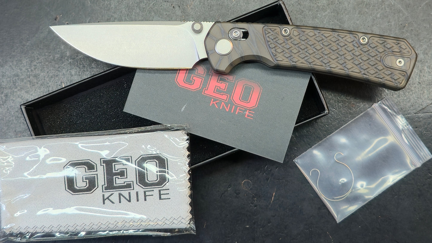 Geo Blaze 2502C Flame Ano Titanium Handle M390 (DISCOUNT IN CART)