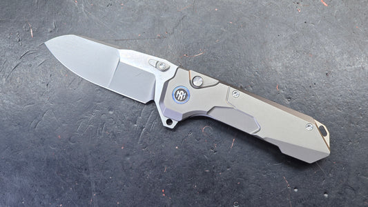 Remette Cosmic Button Liner Lock Grey Titanium Handle M390 (DISCOUNT IN CART)