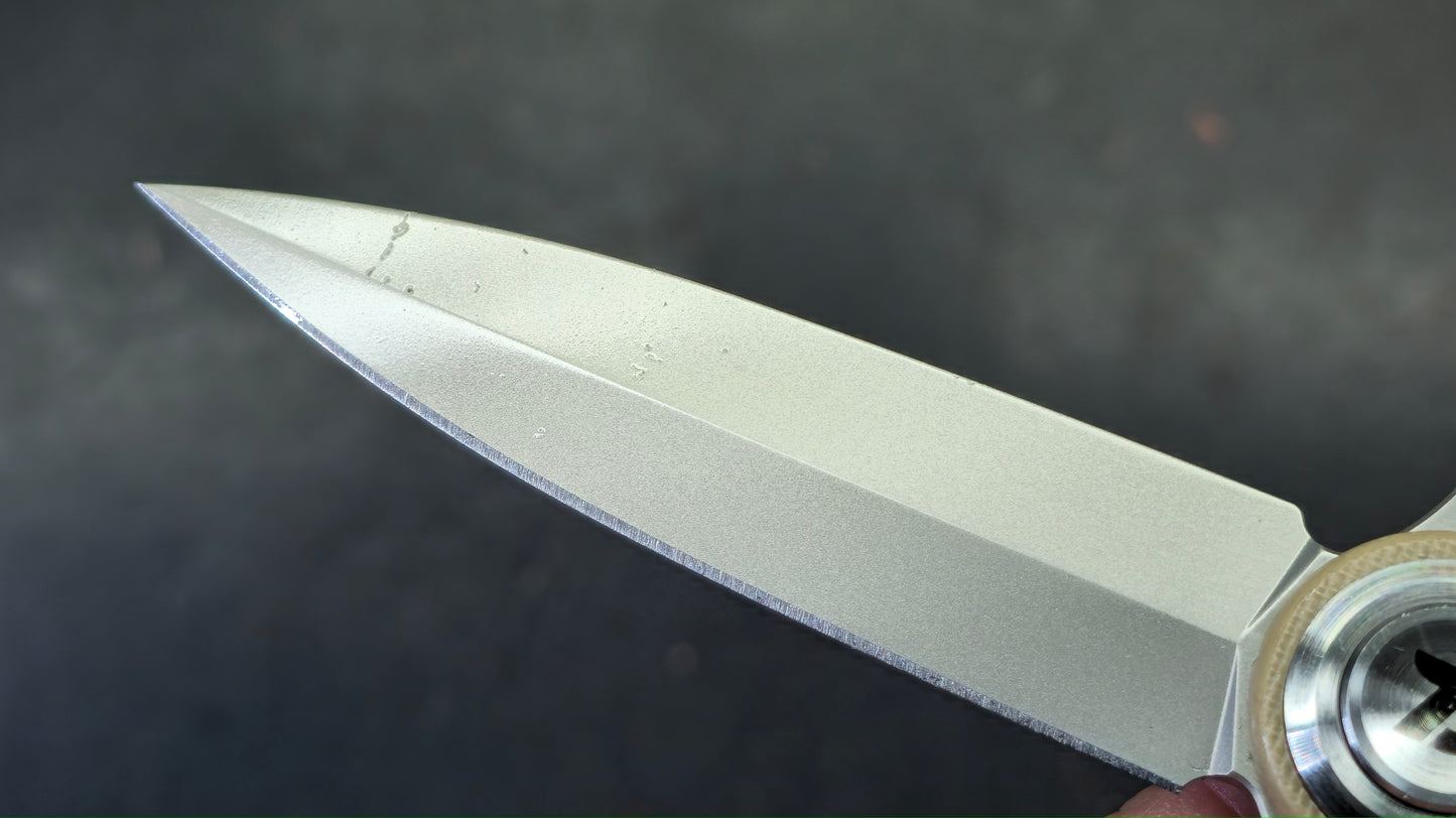 DREAMTECH Knives D4052 Blue/Tan G10 Handle 14C28N Blade