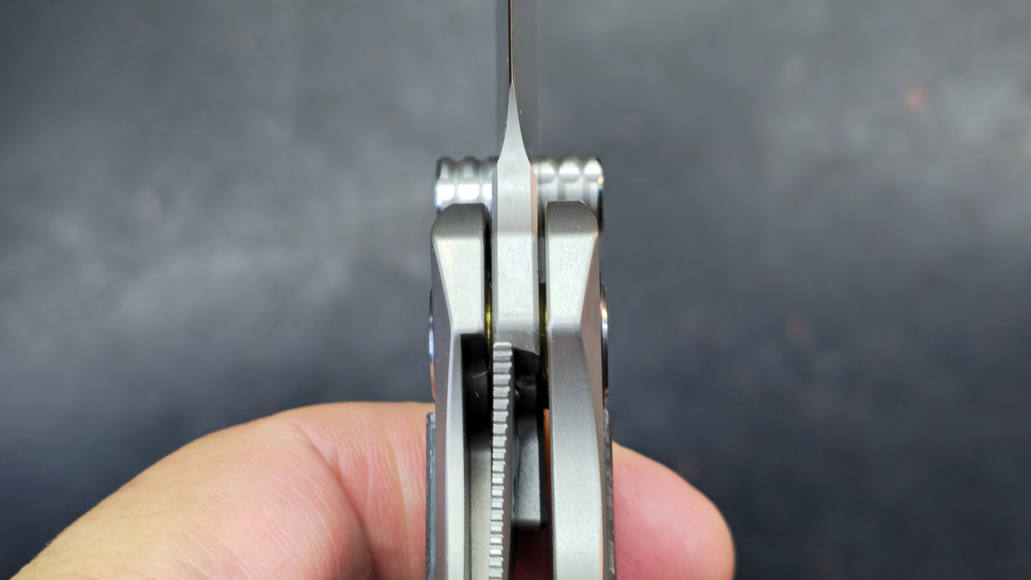 YJGDCN CN027 Ti/Carbon Fiber 10CR15MOV