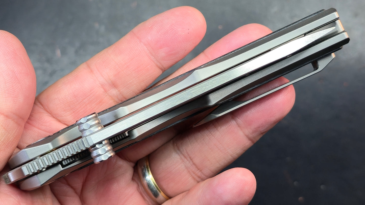 YJGDCN CN027 Ti/Carbon Fiber 10CR15MOV