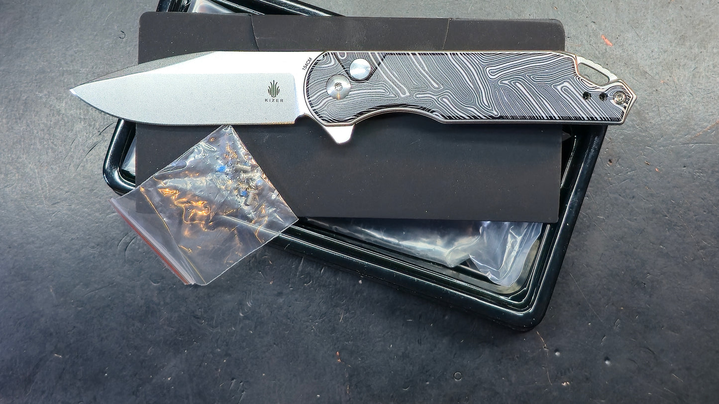 Kizer Assassin Dimascus G10 154CM