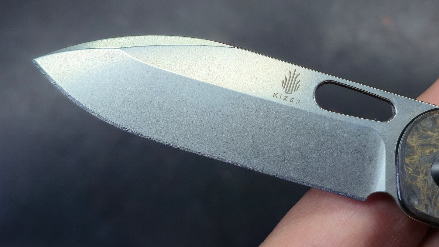 Kizer Hic-cup Carbon Fiber S35VN