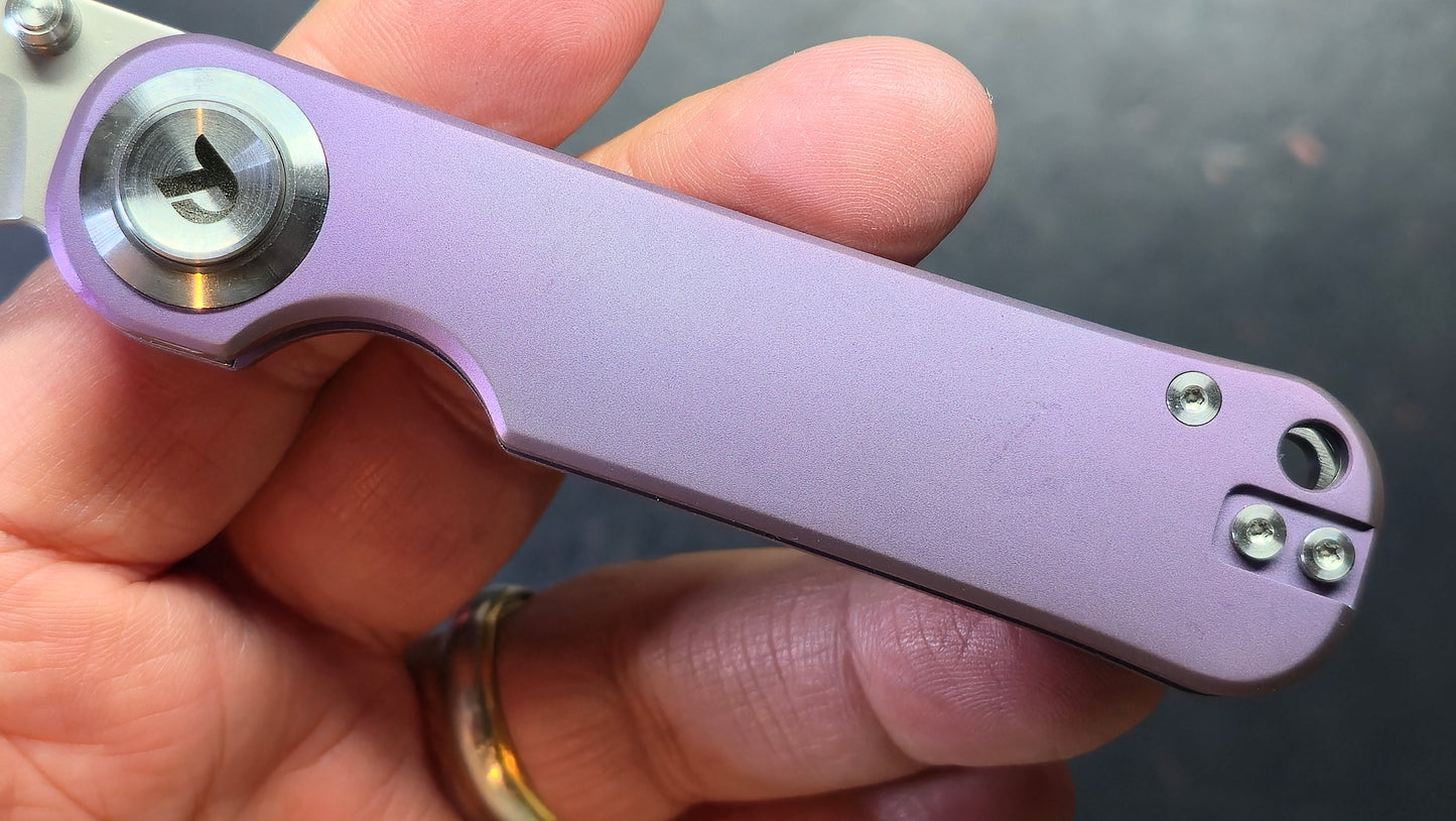 DREAMTECH D4245 Button liner lock Gold/Pink/Blue Titanium VG-10