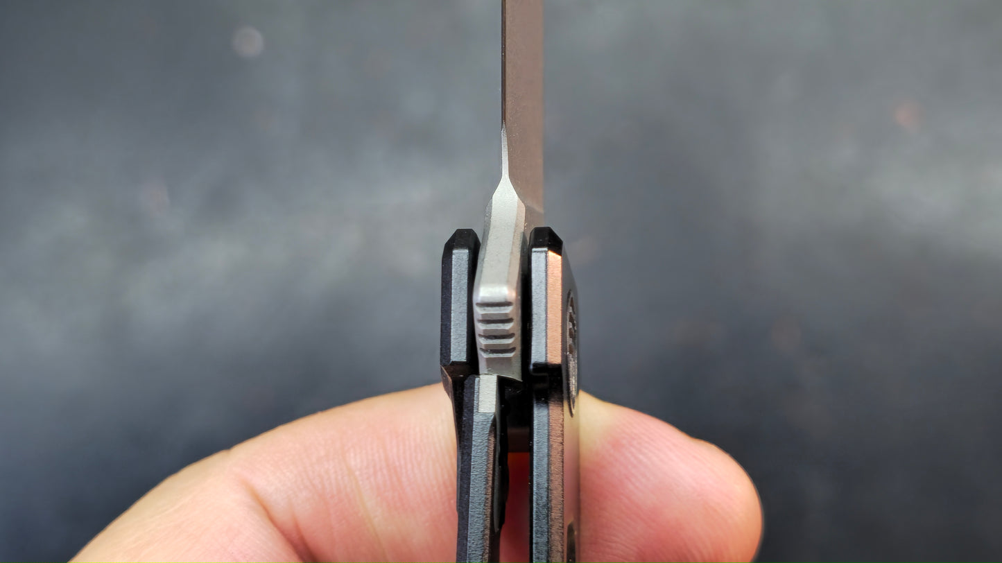 WEKNIFE Miscreant 3.0 Folding Knife Black/Gray Titanium Handle 20CV (DISCOUNT IN CART)