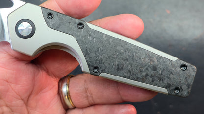 Kizer Serpentine Titanium/Carbon Fiber Handle Elmax Blade