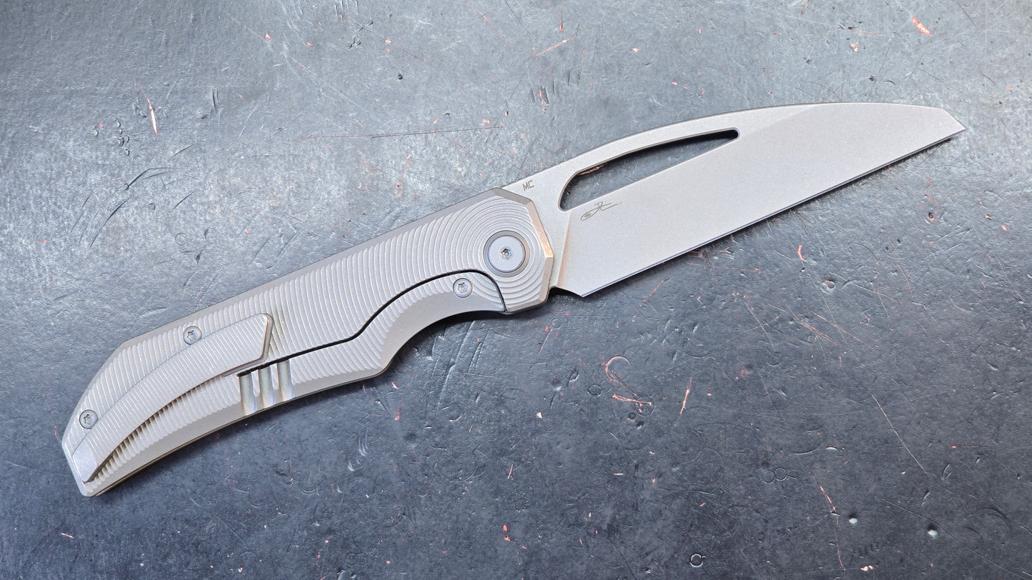 BESTECH Taipan Beadblast Stonewash Titanium Handle M-CUT
