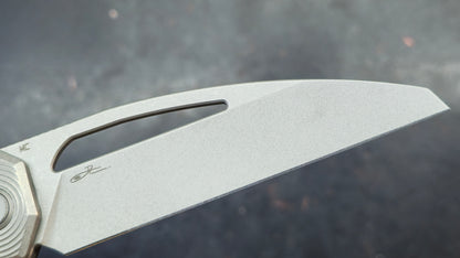 BESTECH Taipan Beadblast Stonewash Titanium Handle M-CUT