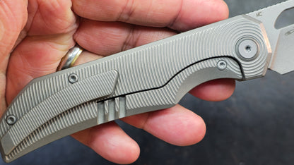 BESTECH Taipan Beadblast Stonewash Titanium Handle M-CUT