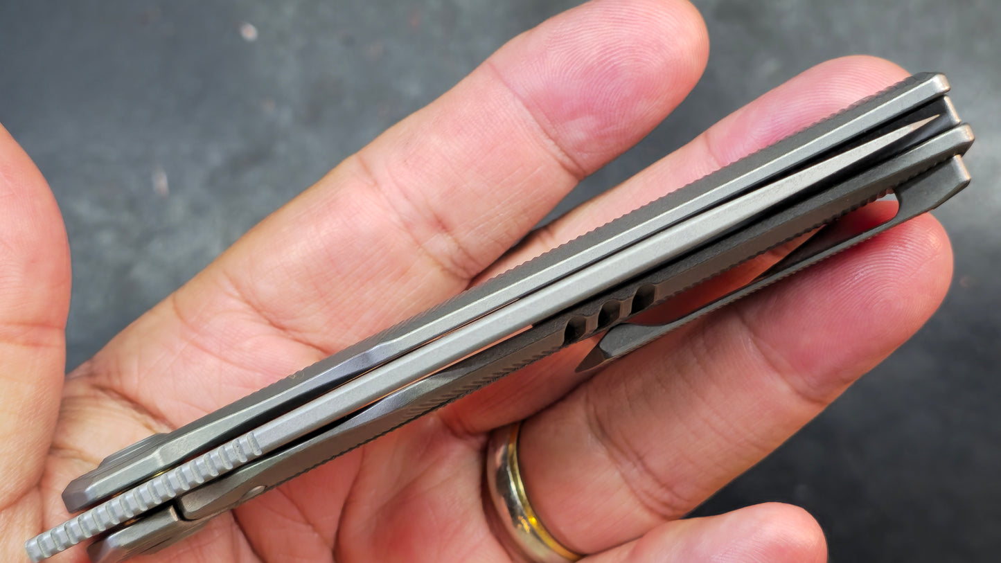 BESTECH Taipan Beadblast Stonewash Titanium Handle M-CUT