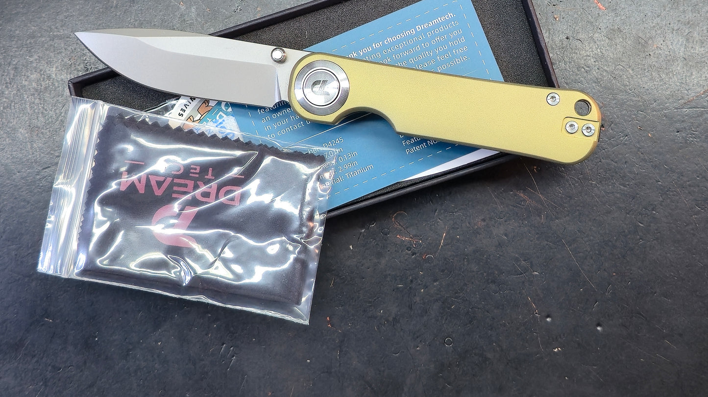 DREAMTECH D4245 Button liner lock Gold/Pink/Blue Titanium VG-10
