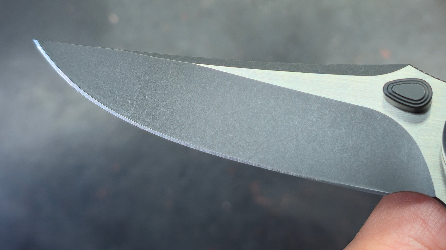 WEKNIFE Dracarys Purple & Golden/Gray/Black Titanium Handle M390 Limited Edition (DISCOUNT IN CART)