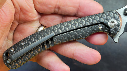 WEKNIFE Dracarys Purple & Golden/Gray/Black Titanium Handle M390 Limited Edition (DISCOUNT IN CART)